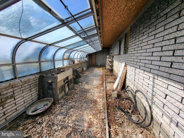 133 MORRAL DR, Everett, PA 15537