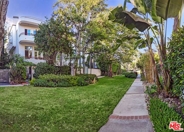 121 Outrigger Mall, Marina Del Rey, CA 90292