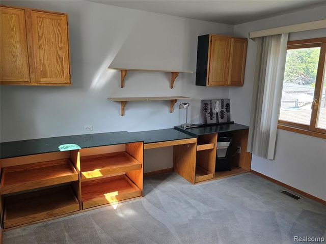 6731 Troy Street, Taylor, MI 48180