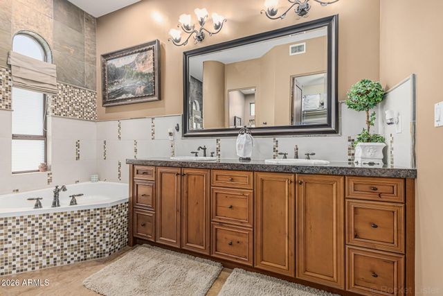 15835 N EAGLES NEST Drive, Fountain Hills, AZ 85268