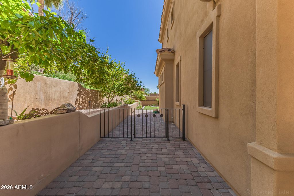 Image 43 of property listing at 15835 N EAGLES NEST Drive, Fountain Hills, AZ 85268