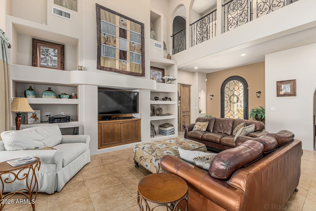 Image 7 of property listing at 15835 N EAGLES NEST Drive, Fountain Hills, AZ 85268