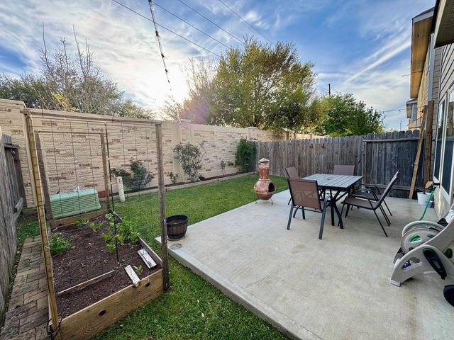 6043 Shelbourne Park Lane, Houston, TX 77084