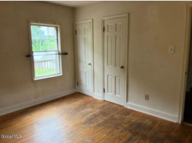 1996 Helderberg Avenue, Rotterdam, NY 12306
