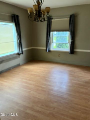 1996 Helderberg Avenue, Rotterdam, NY 12306