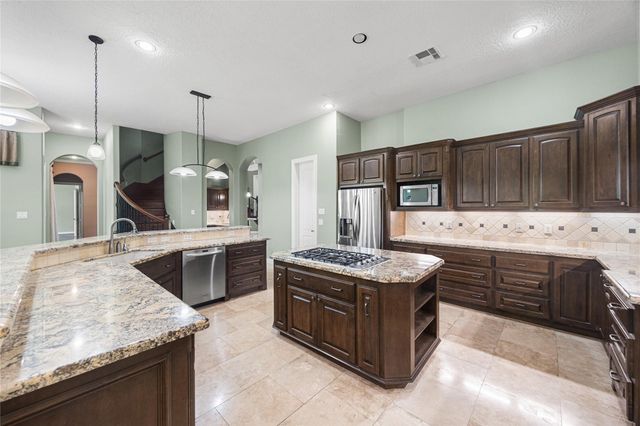 27403 W Balsam Fir Circle, Spring, TX 77386