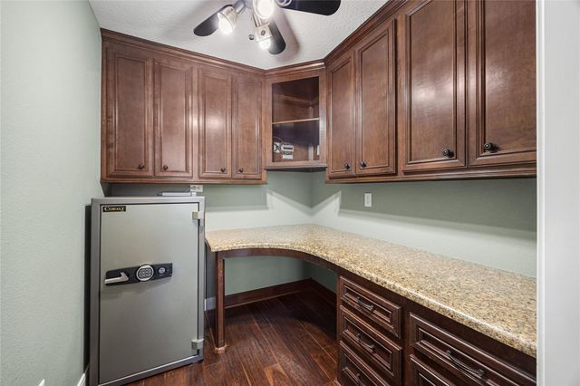 27403 W Balsam Fir Circle, Spring, TX 77386