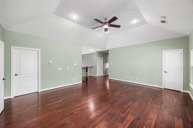 27403 W Balsam Fir Circle, Spring, TX 77386