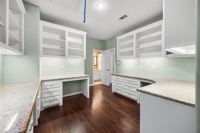 27403 W Balsam Fir Circle, Spring, TX 77386