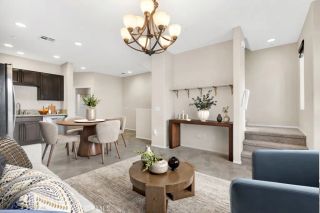 14665 Sherman Way, Van Nuys, CA 91405