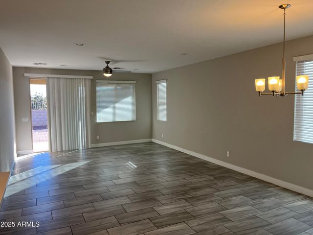 3865 S 183RD Drive, Goodyear, AZ 85338