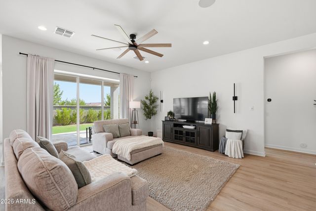 11050 E UNITY Avenue, Mesa, AZ 85212