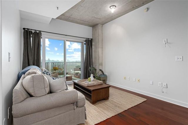 250 Pharr NE Road 1715, Atlanta, GA 30305