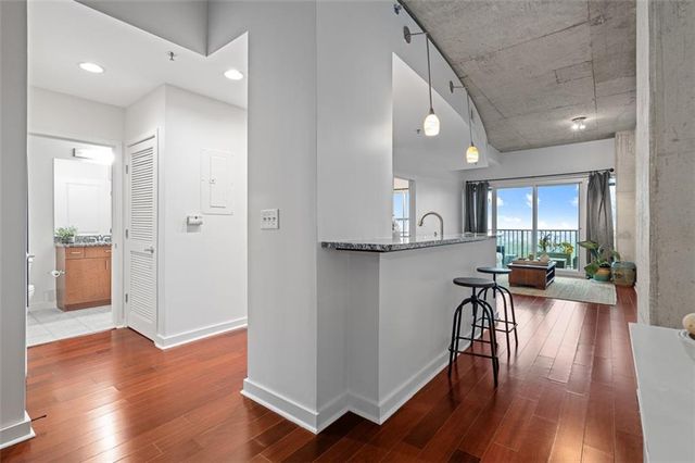 250 Pharr NE Road 1715, Atlanta, GA 30305