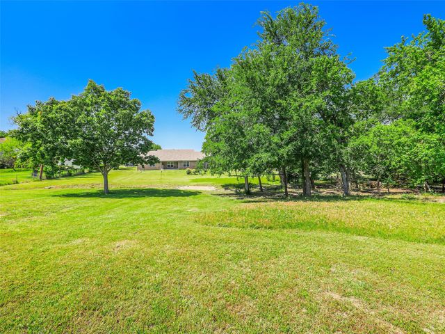 269 Belmont Lane, Van Alstyne, TX 75495