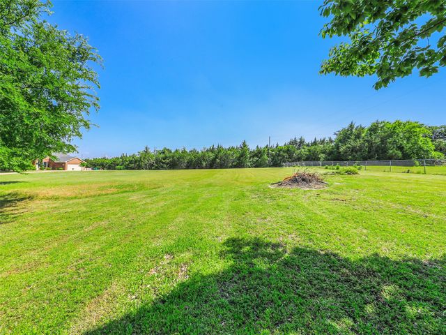 269 Belmont Lane, Van Alstyne, TX 75495