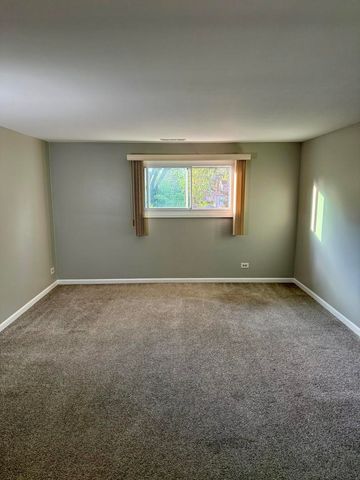 1140 S Van Buren Avenue, Des Plaines, IL 60018