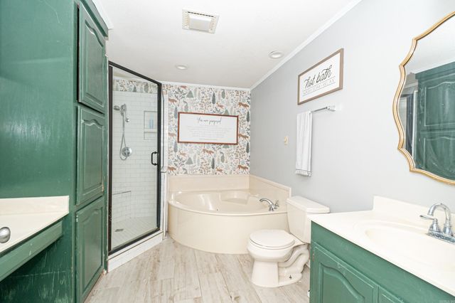 1212 N Main St, Monticello, AR 71655