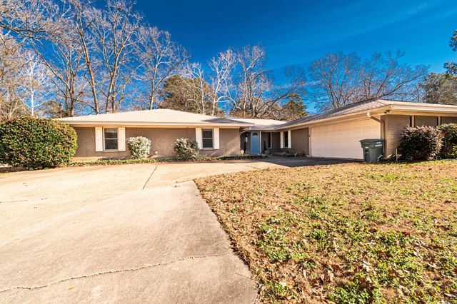 1212 N Main St, Monticello, AR 71655