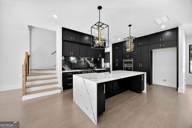 127 Deer Canyon Dr, Auburn, GA 30011