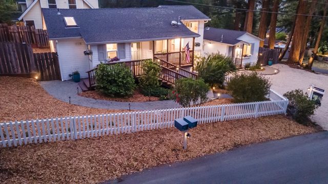 414 Prospect Avenue, Felton, CA 95018