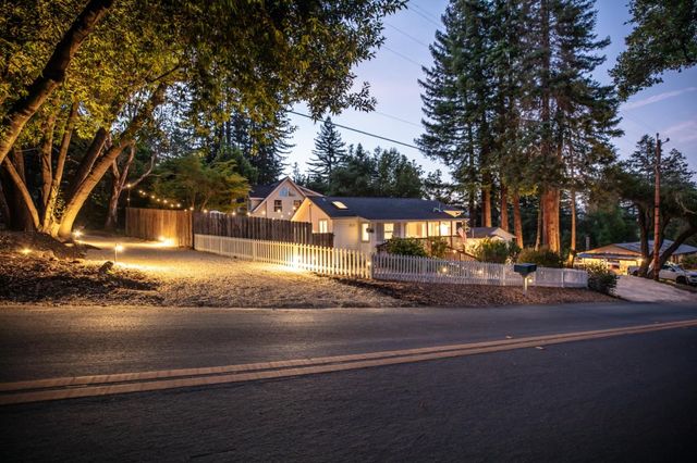 414 Prospect Avenue, Felton, CA 95018