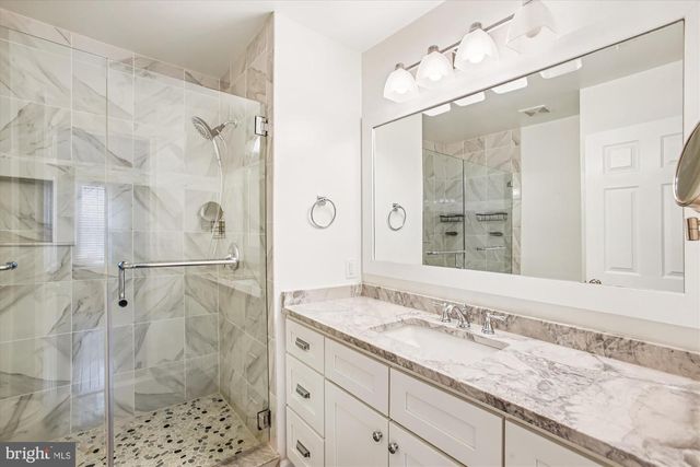 7728 HICKORY GLEN WAY, Springfield, VA 22153