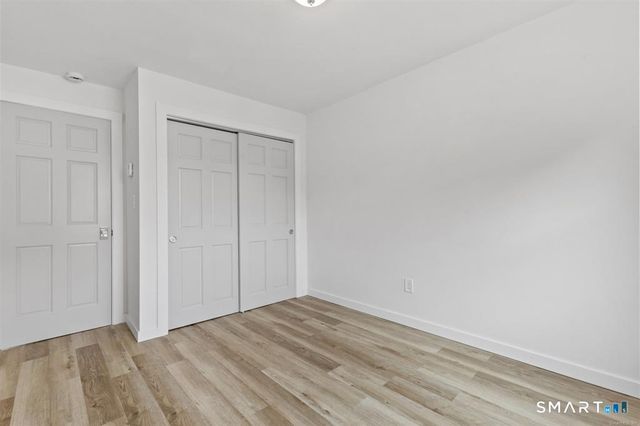 17 Avon Lane, Stamford, CT 06907