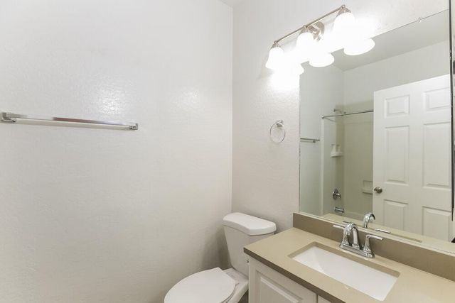 8827 W Hess Street, Tolleson, AZ 85353