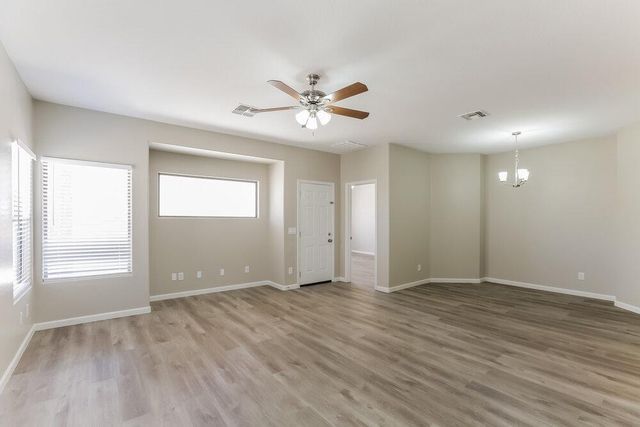 8827 W Hess Street, Tolleson, AZ 85353