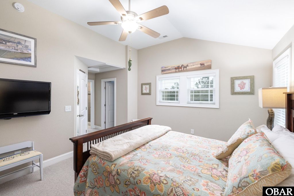 Image 16 of property listing at 902 Monteray Drive Lot 100, Corolla, NC 27927