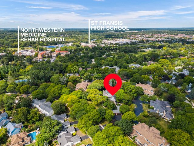 1092 Wexford Court 1092, Wheaton, IL 60189