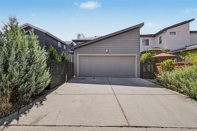 6710 Larsh Drive, Denver, CO 80221