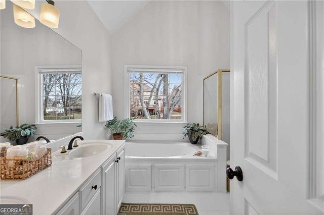 135 Hembree Grove Court, Roswell, GA 30076