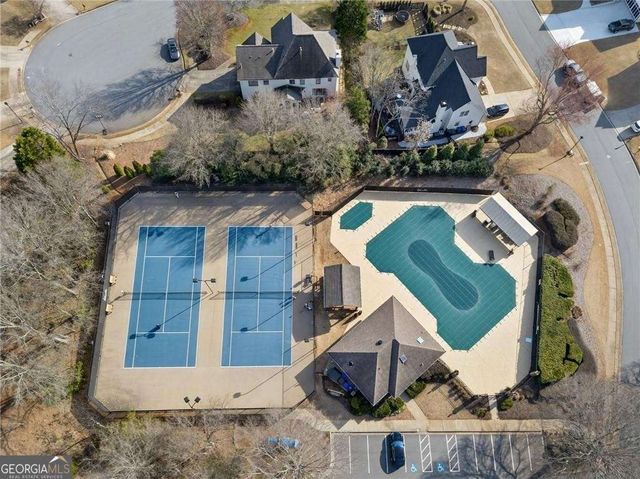 135 Hembree Grove Court, Roswell, GA 30076