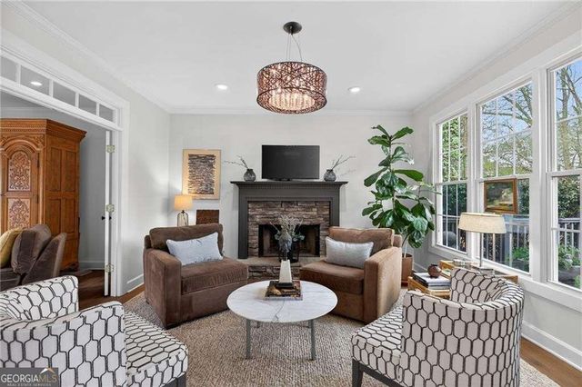 135 Hembree Grove Court, Roswell, GA 30076