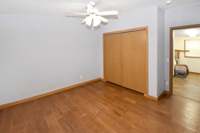 221 17th St NW, Minot, ND 58703