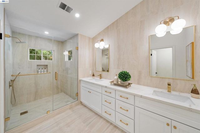 5740 Belleza Dr, Pleasanton, CA 94588
