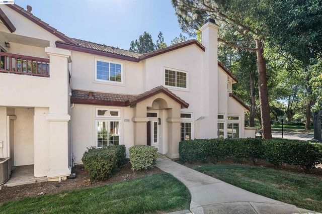 5740 Belleza Dr, Pleasanton, CA 94588