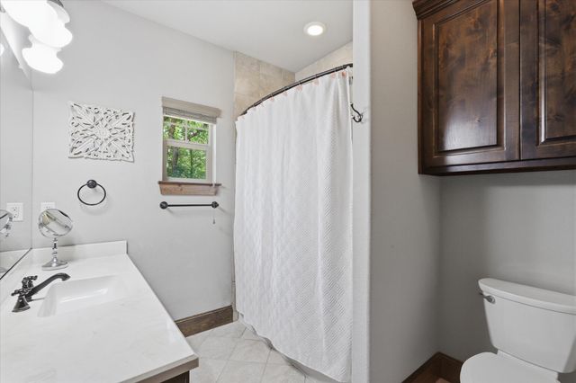 6630 Blackjack Oaks Road, Aubrey, TX 76227