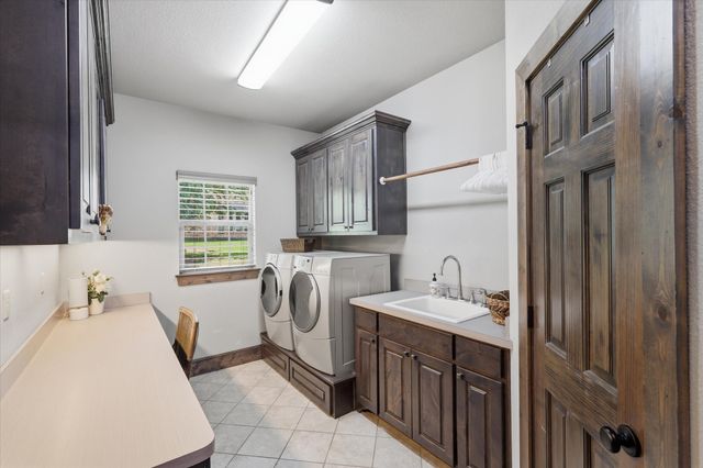 6630 Blackjack Oaks Road, Aubrey, TX 76227