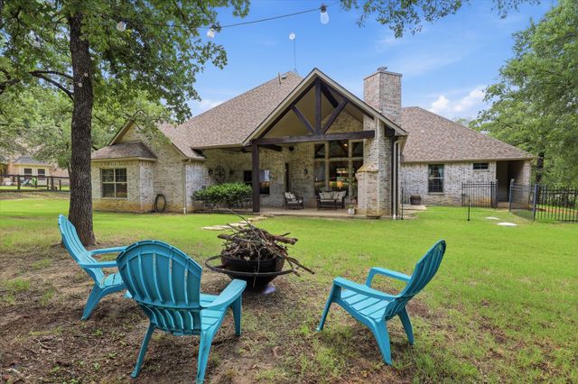 6630 Blackjack Oaks Road, Aubrey, TX 76227