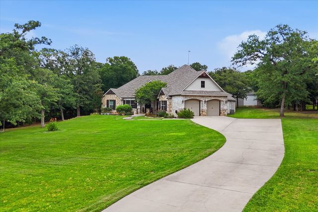 6630 Blackjack Oaks Road, Aubrey, TX 76227