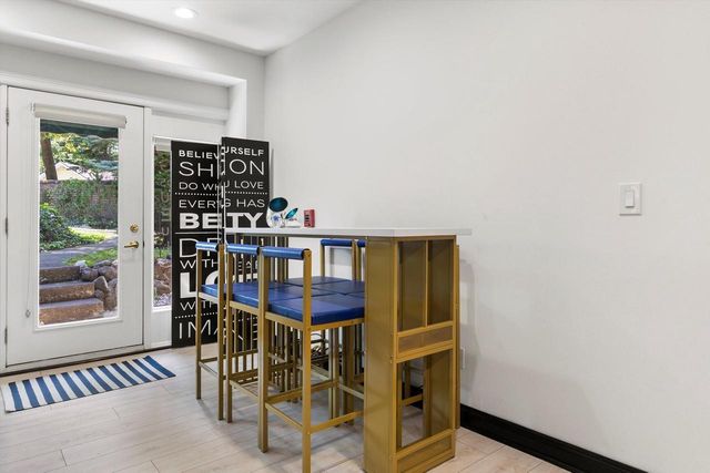 W3216 S Lakeshore DRIVE #14, Lake Geneva, WI 53147