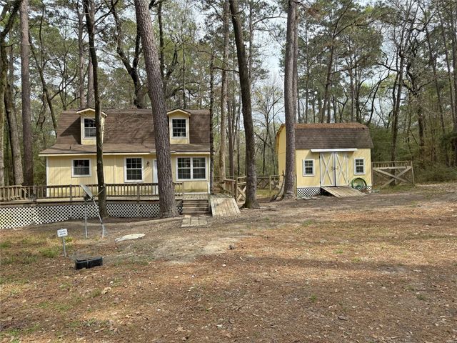 76 Corkwood Road, Trinity, TX 75862