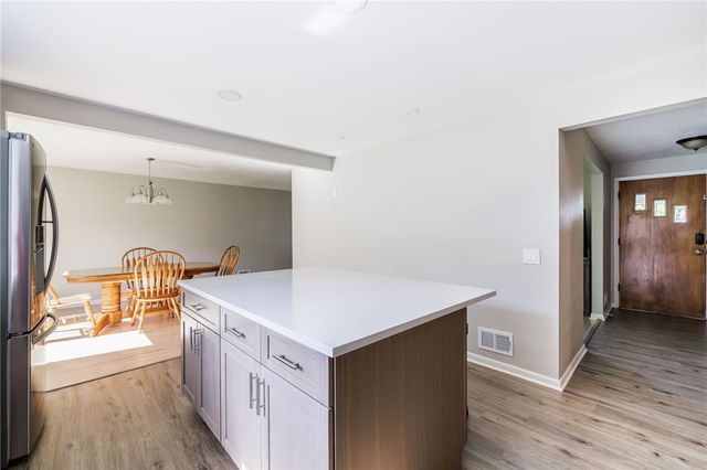 501 Bridgewood Drive, Greece, NY 14612