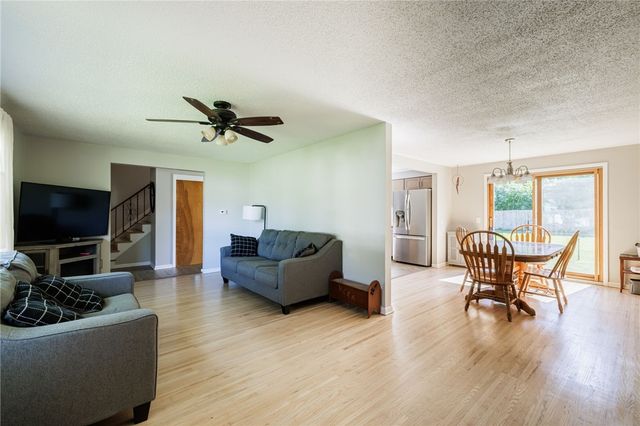 501 Bridgewood Drive, Greece, NY 14612