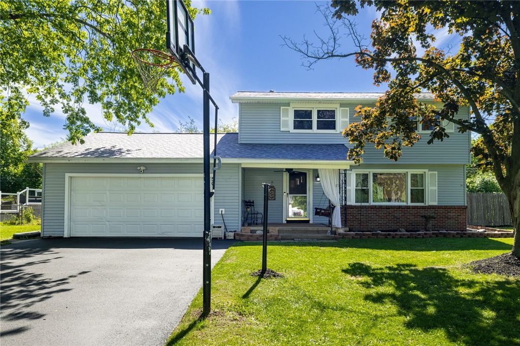 501 Bridgewood Drive, Greece, NY 14612