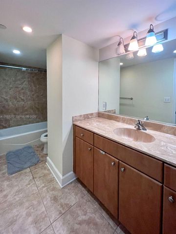401 69th St 1010, Miami Beach, FL 33141