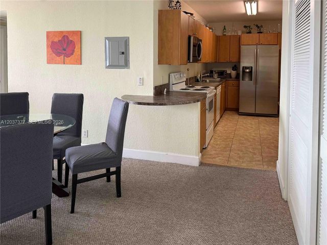 401 69th St 1010, Miami Beach, FL 33141